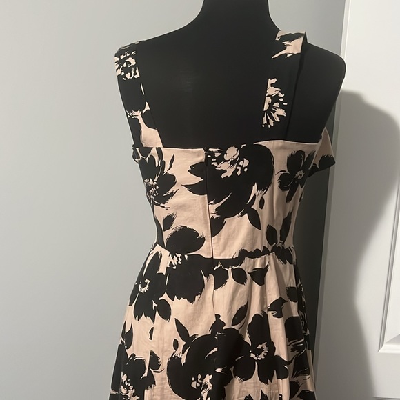 Perceptions New York Dress - Picture 5 of 5